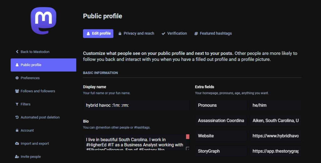 Screenshot of the Mastodon Public profile setting page, with the following tabs available: Edit profile, Privacy and reach, Verification, Featured hashtags.